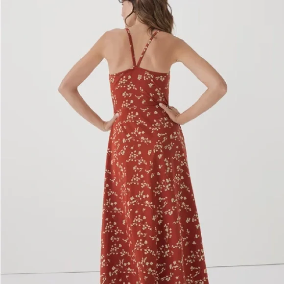 Pact Organic: Elegant Red Floral Midi Dress - Picture 4 of 6